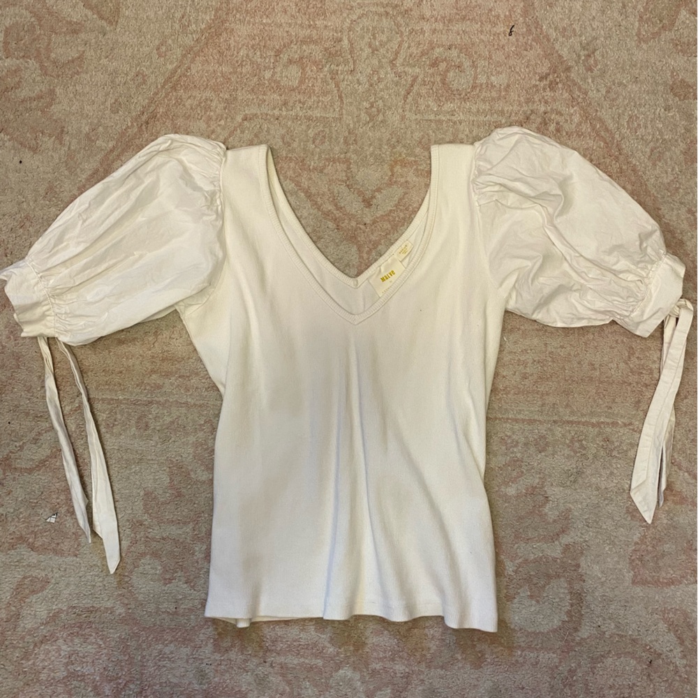 Anthropologie white sleeve top